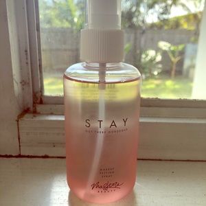 Stay setting spray